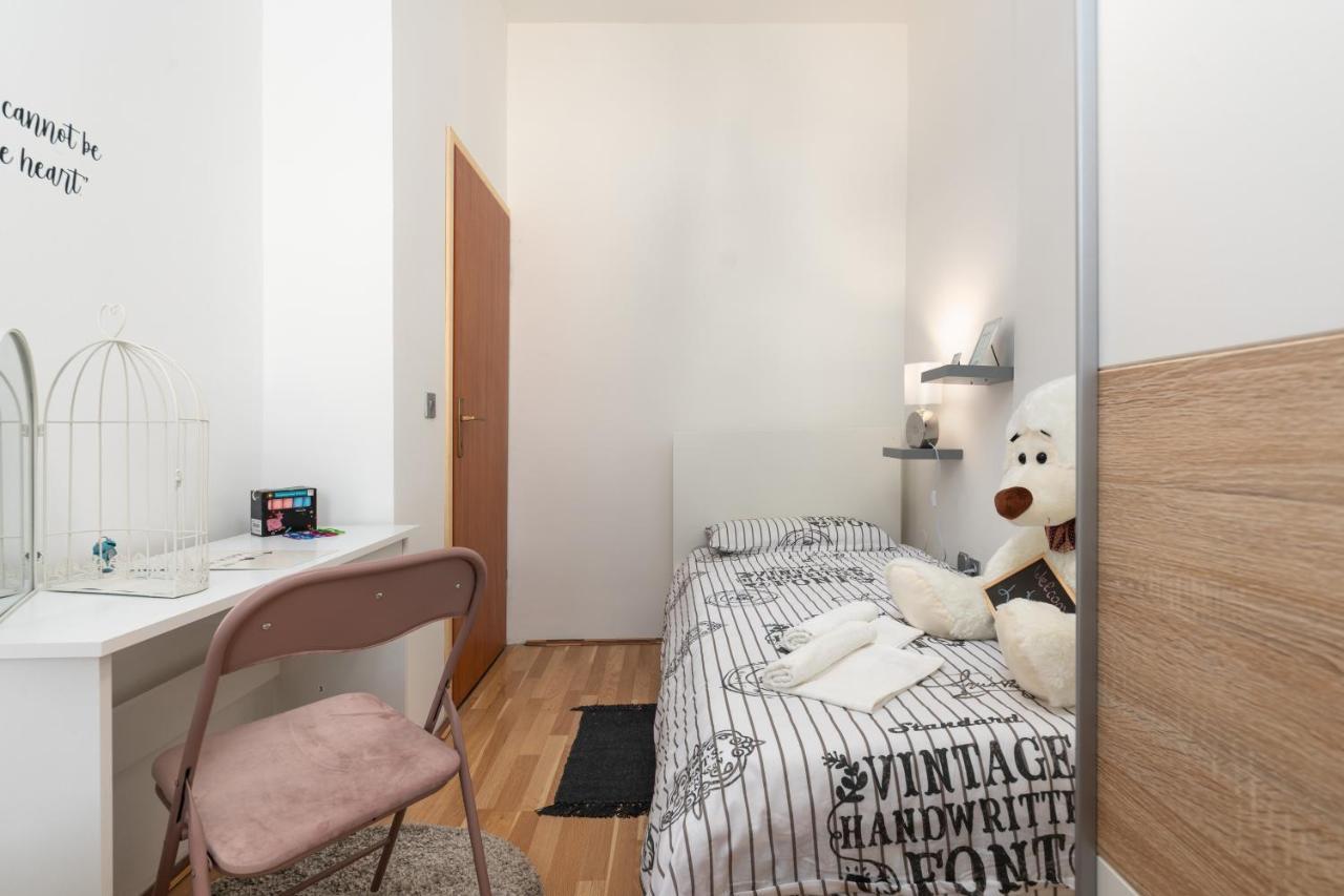 Lento Apartment *